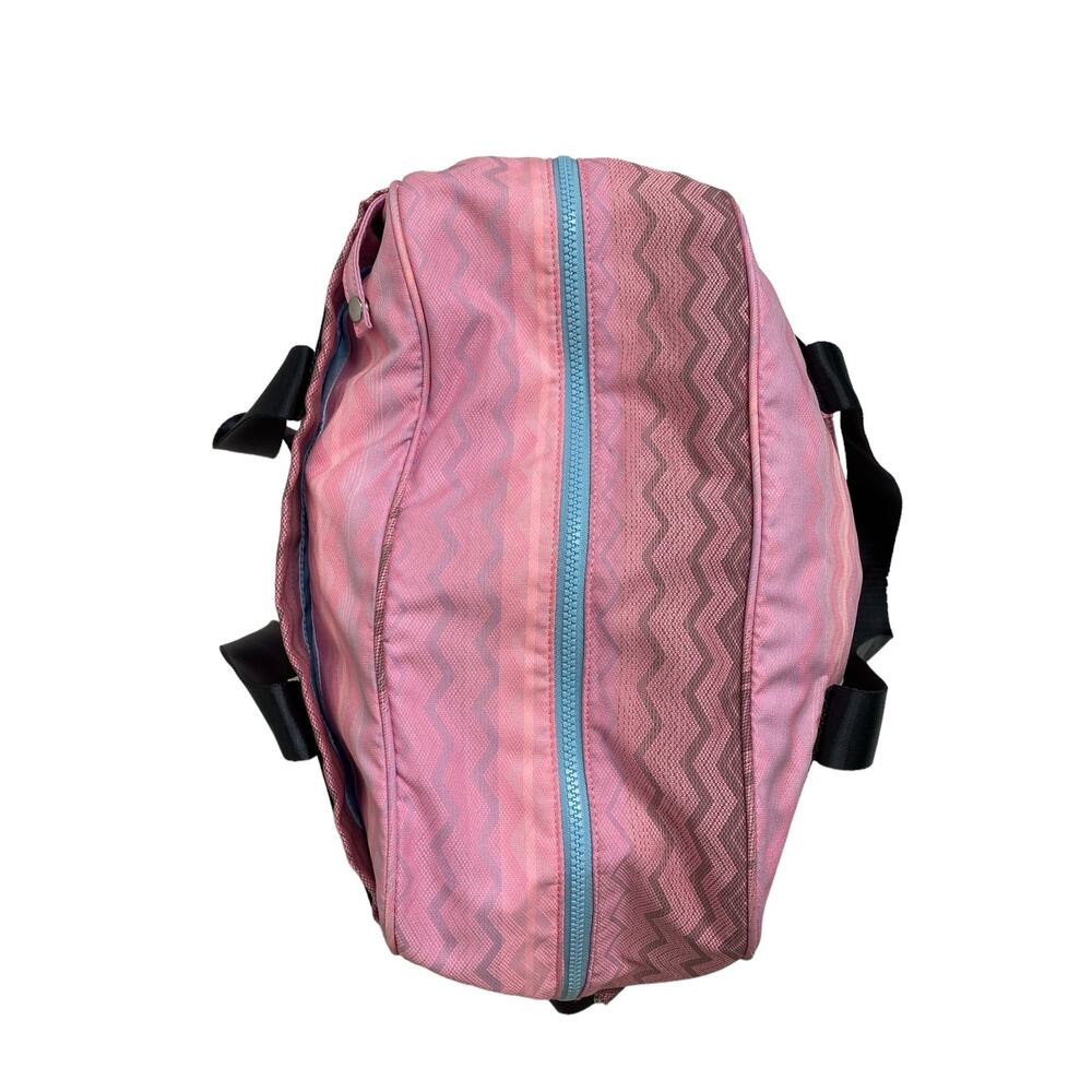 IVIVVA Lululemon In The Game Duffle Gym Bag in Pink Chevron Gymnastics Tennis - Picture 6 of 14